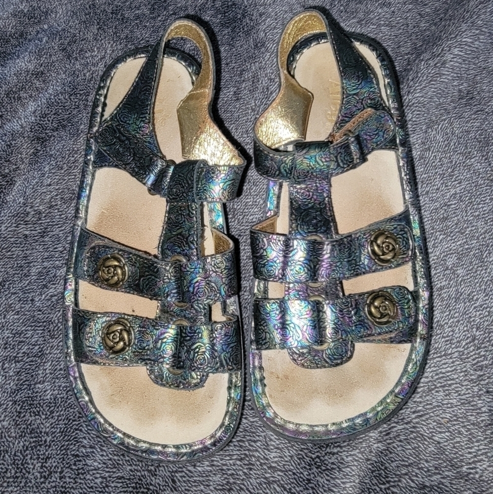 Algreia Womens Holographic Sandals